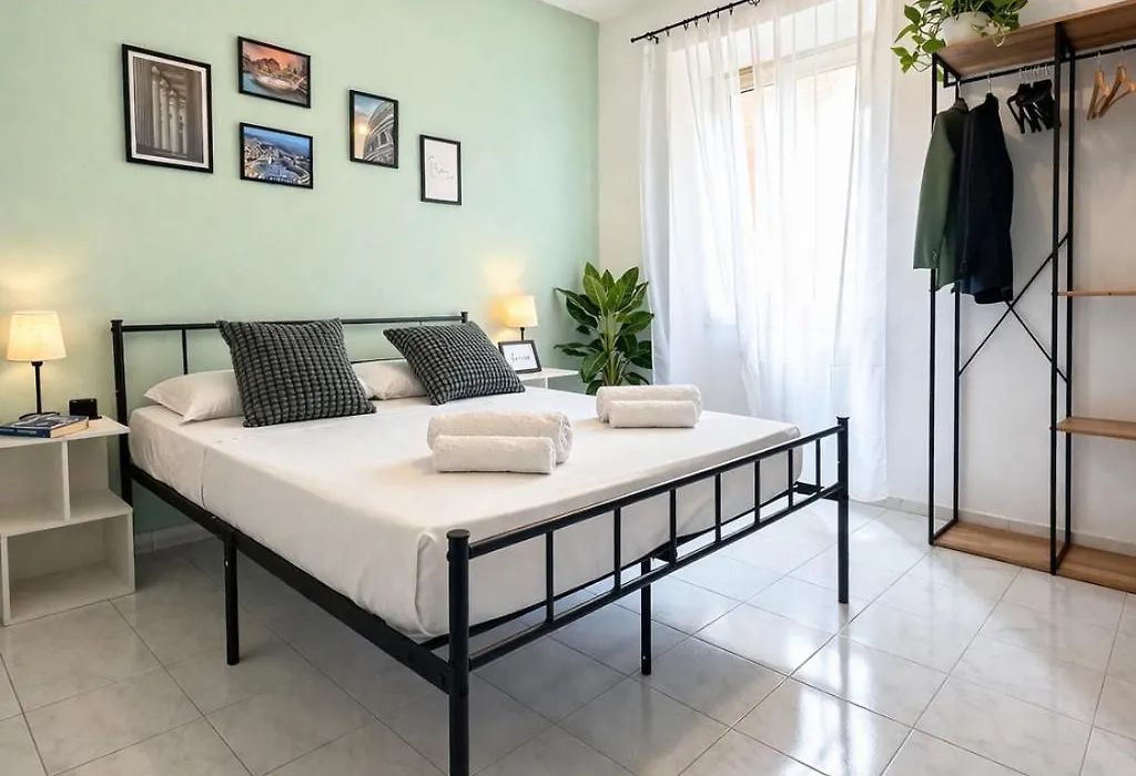 Metro At The Door- Colosseo 6 Min- 2Br Ac Wifi-1